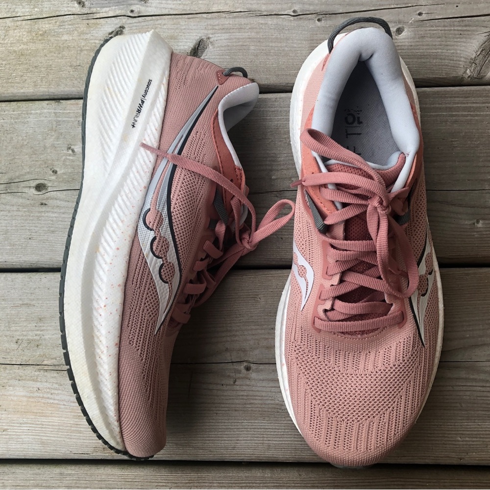 Saucony 9.0  Triumph 21 Women's Pink Rose Running Shoes Road Runners Sneakers